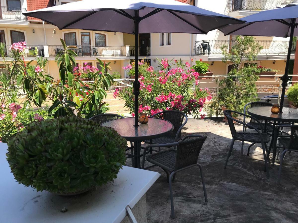 Feng Shui Wellness Apartmanhaz Hévíz Buitenkant foto
